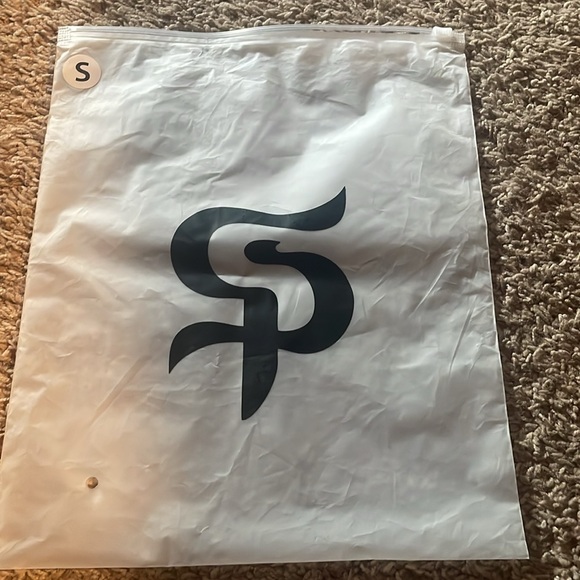 Gray graphic tee - Picture 2 of 2